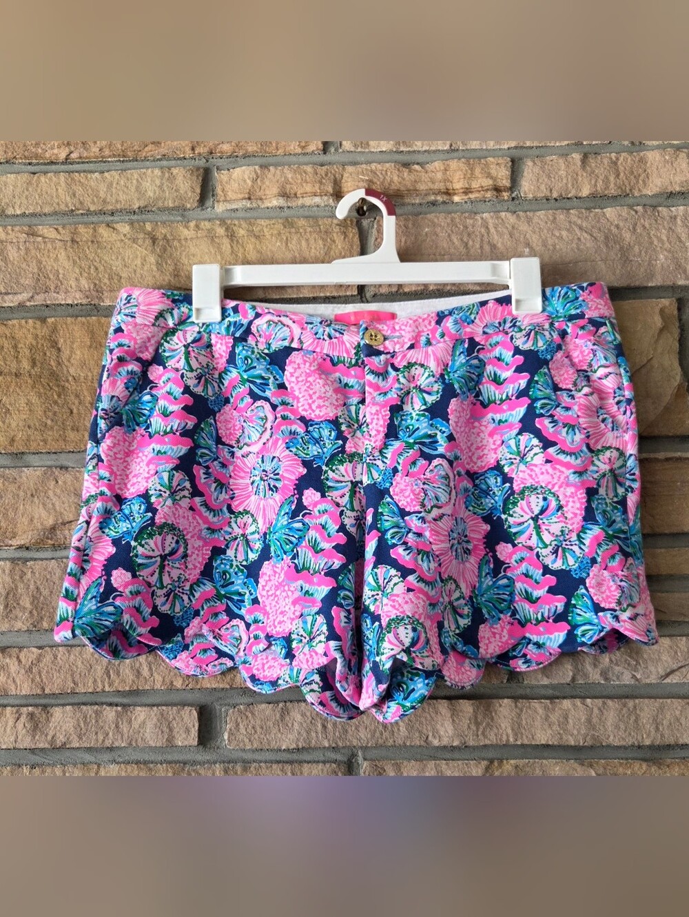 Lilly Pulitzer Stretch Knit Buttercup Shorts